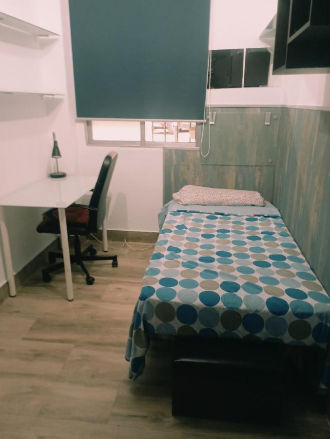 Precioso apartamento 3 habitaciones. Con patio. Camas Exterior foto